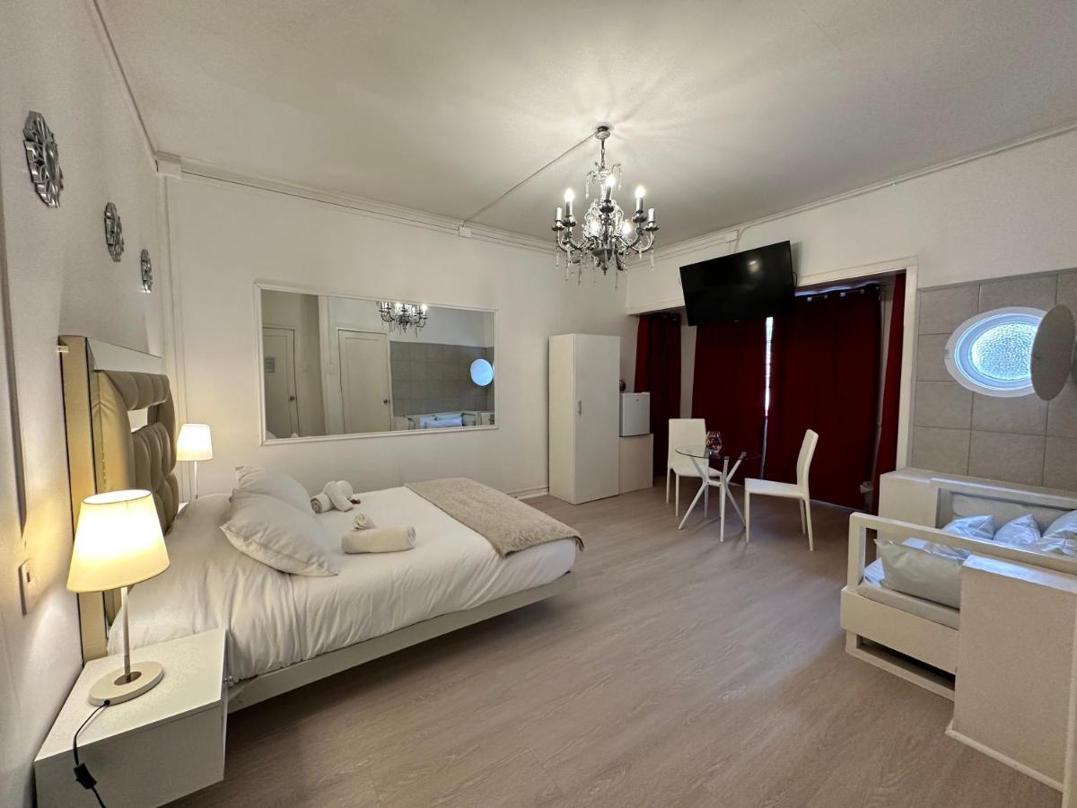 Hotel New York Suites