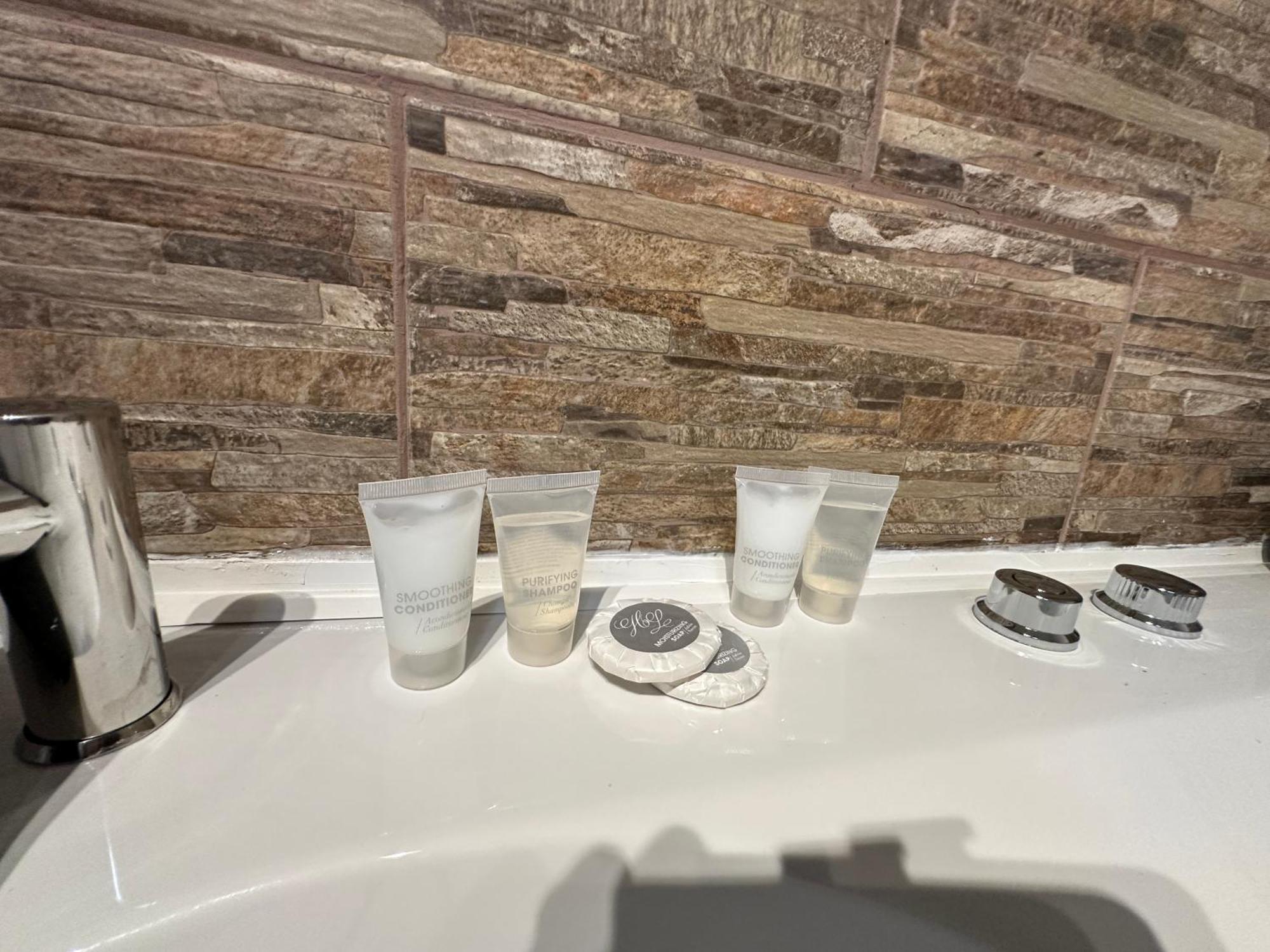 Hotel New York Suites