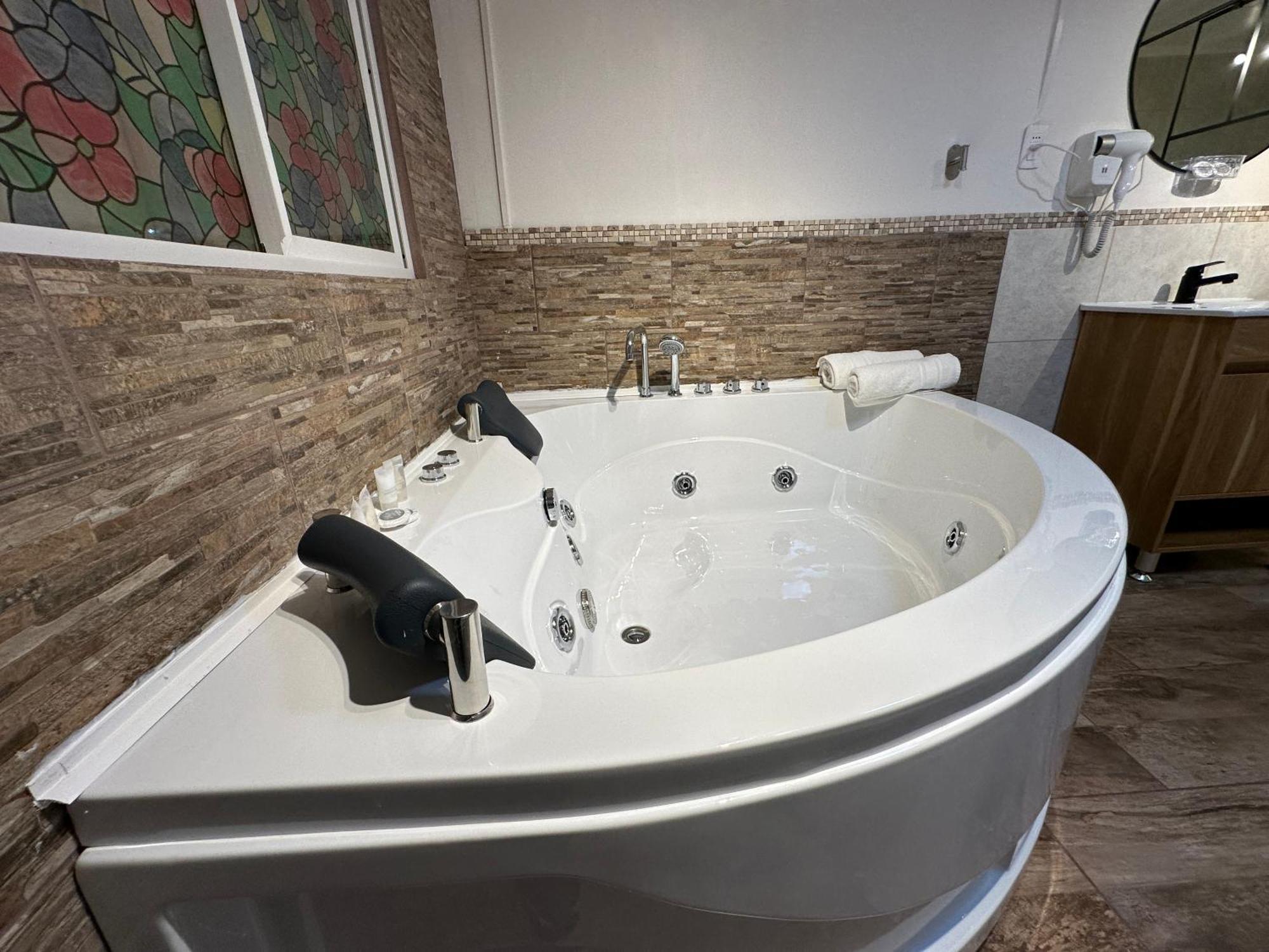 New York Suites Hotel