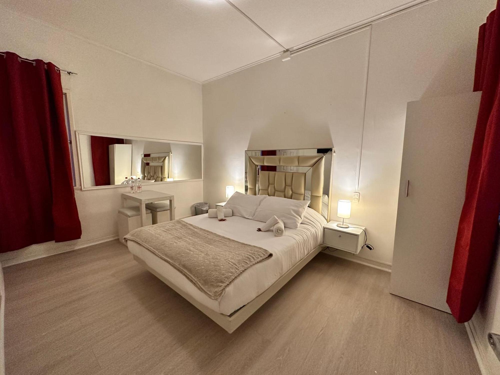 New York Suites Hotel 3*